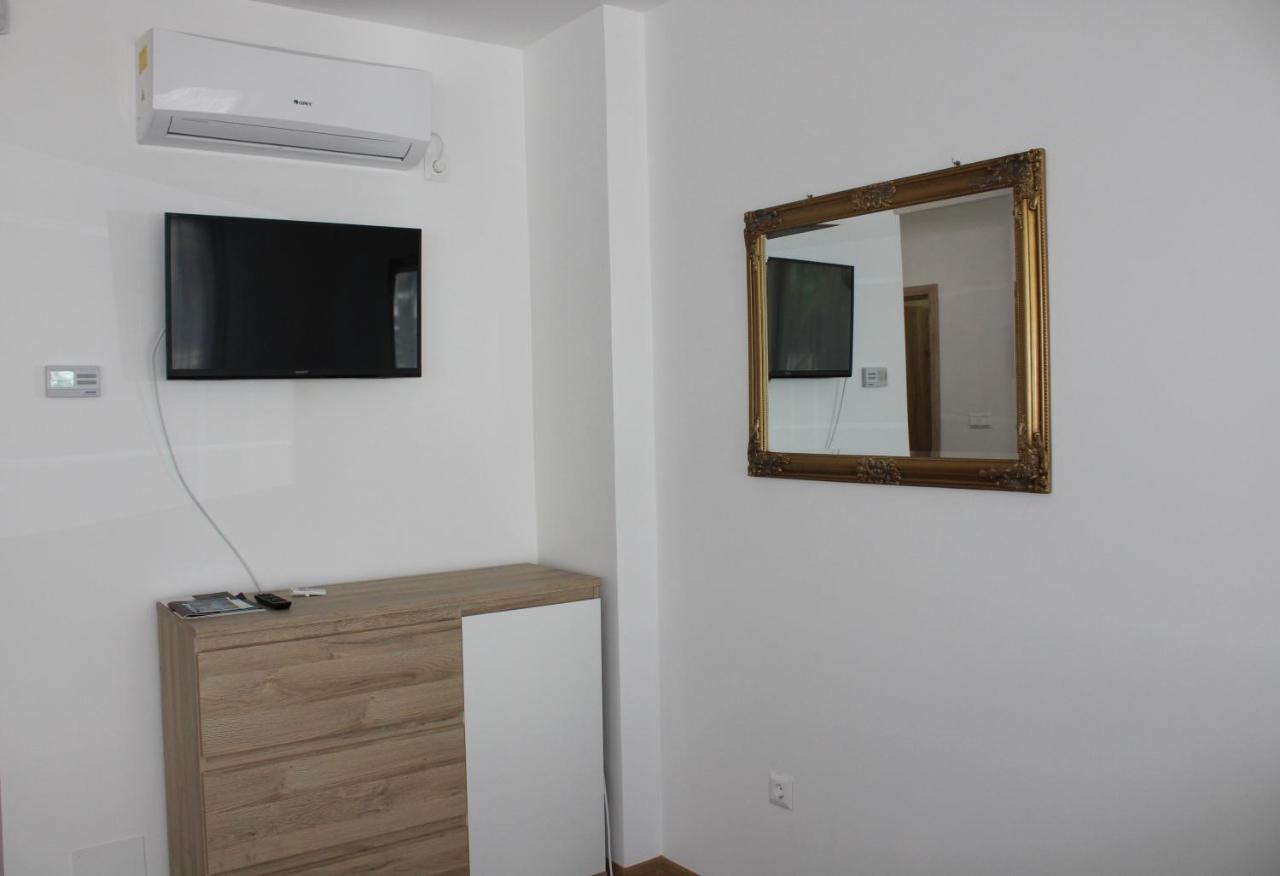 דירות שיופוק Nella Apartman מראה חיצוני תמונה